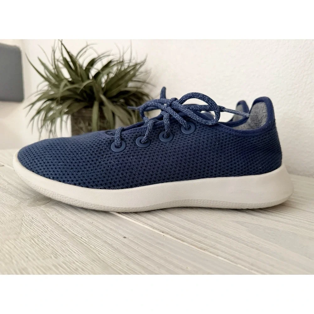 Allbirds Mens Tree Runner Size 10 Blue Sneaker Shoes Casual Comfort Eco Friendly